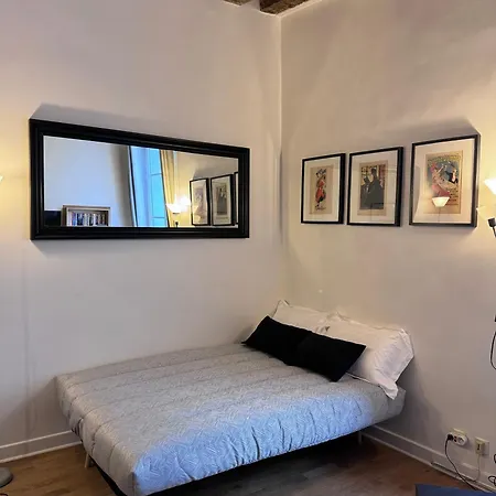 Apartmán Typique Parisien Au Coeur Du Marais *