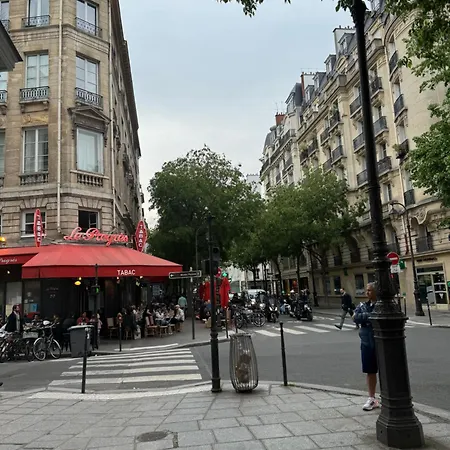 Typique Parisien Au Coeur Du Marais Paříž