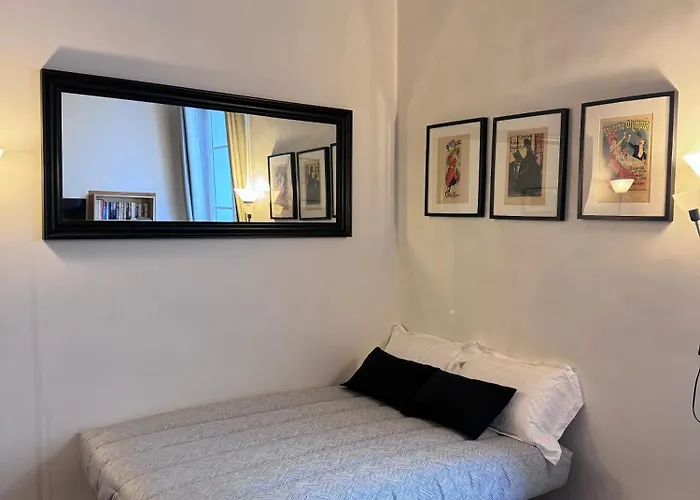 公寓 Typique Parisien Au Coeur Du Marais *