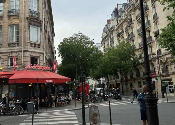 Typique Parisien Au Coeur Du Marais 巴黎
