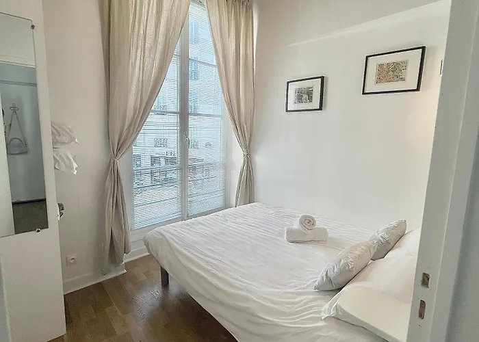 公寓 Typique Parisien Au Coeur Du Marais 巴黎